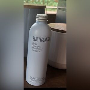 Beautycounter daily shampoo refill - Grapefruit